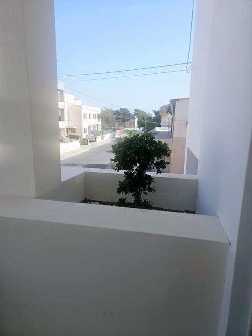 Deluxe Apartment Paphos Exteriör bild